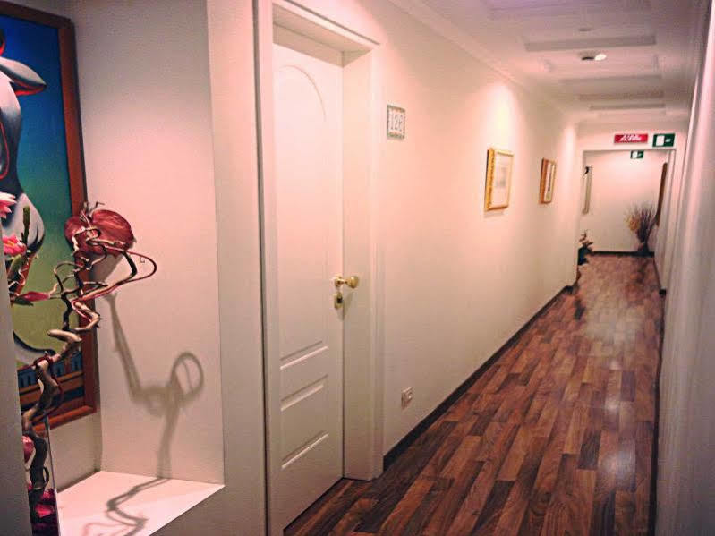Residenza Domiziano Bed & Breakfast Рим Екстериор снимка
