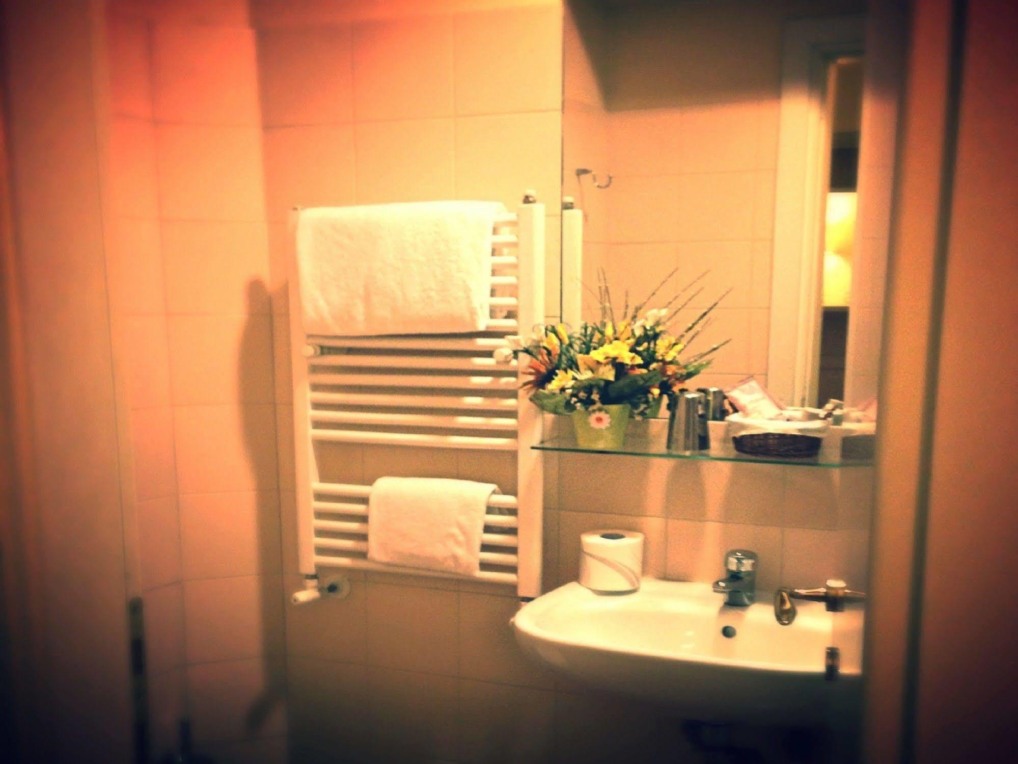 Residenza Domiziano Bed & Breakfast Рим Екстериор снимка